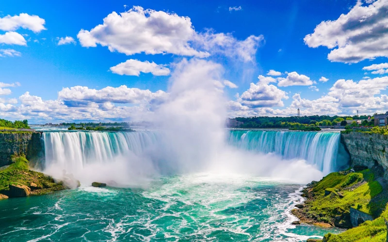 Toronto, Niágara con Costa Este